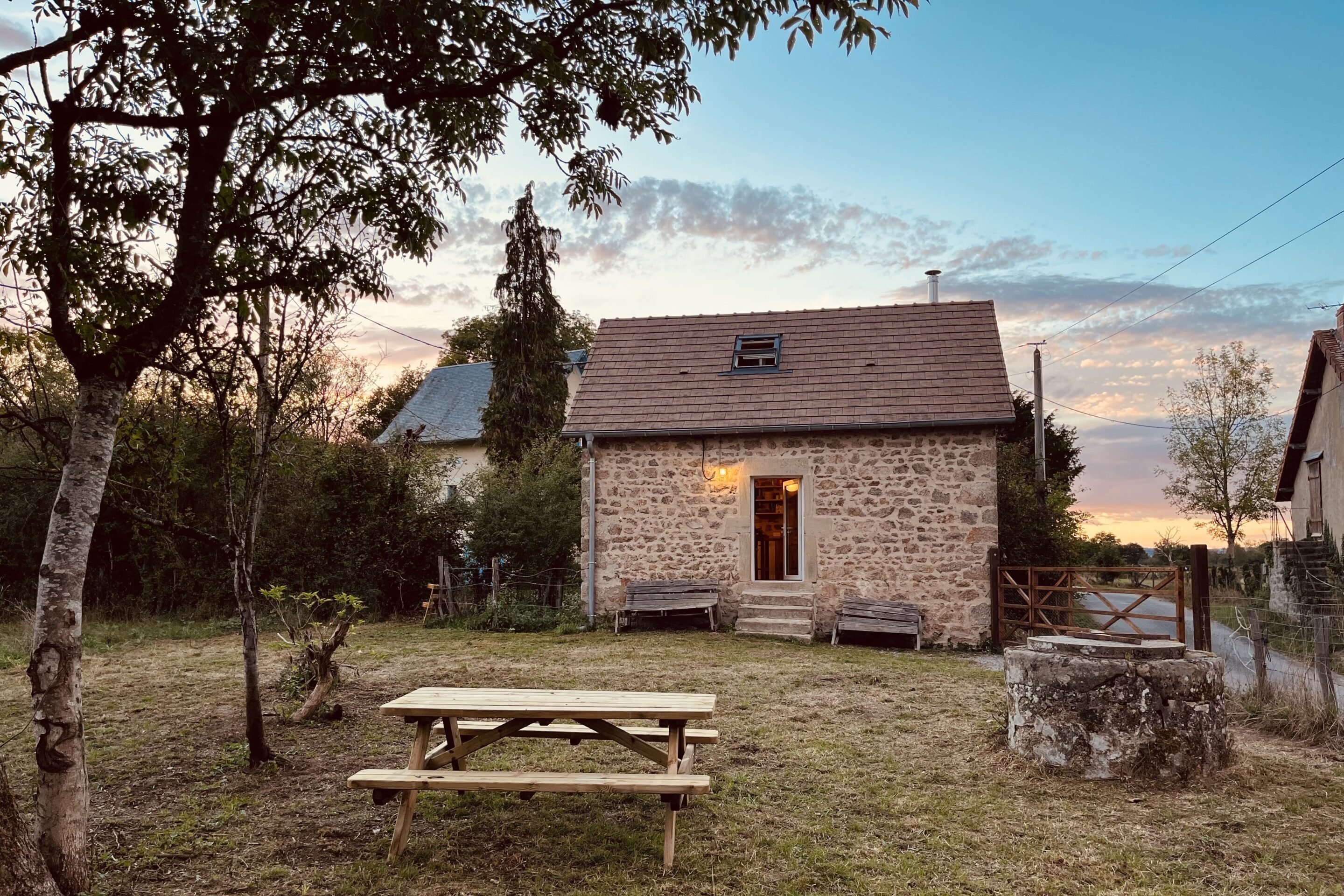 gite chiens acceptes bourgogne jardin cloture